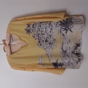 Alfred dunner blouse beautiful for women size 12p good condition very nice.